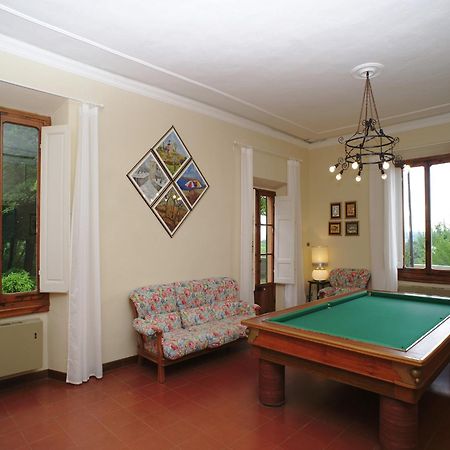 Lovely Holiday Home In Montefiridolfi With Hill View エクステリア 写真