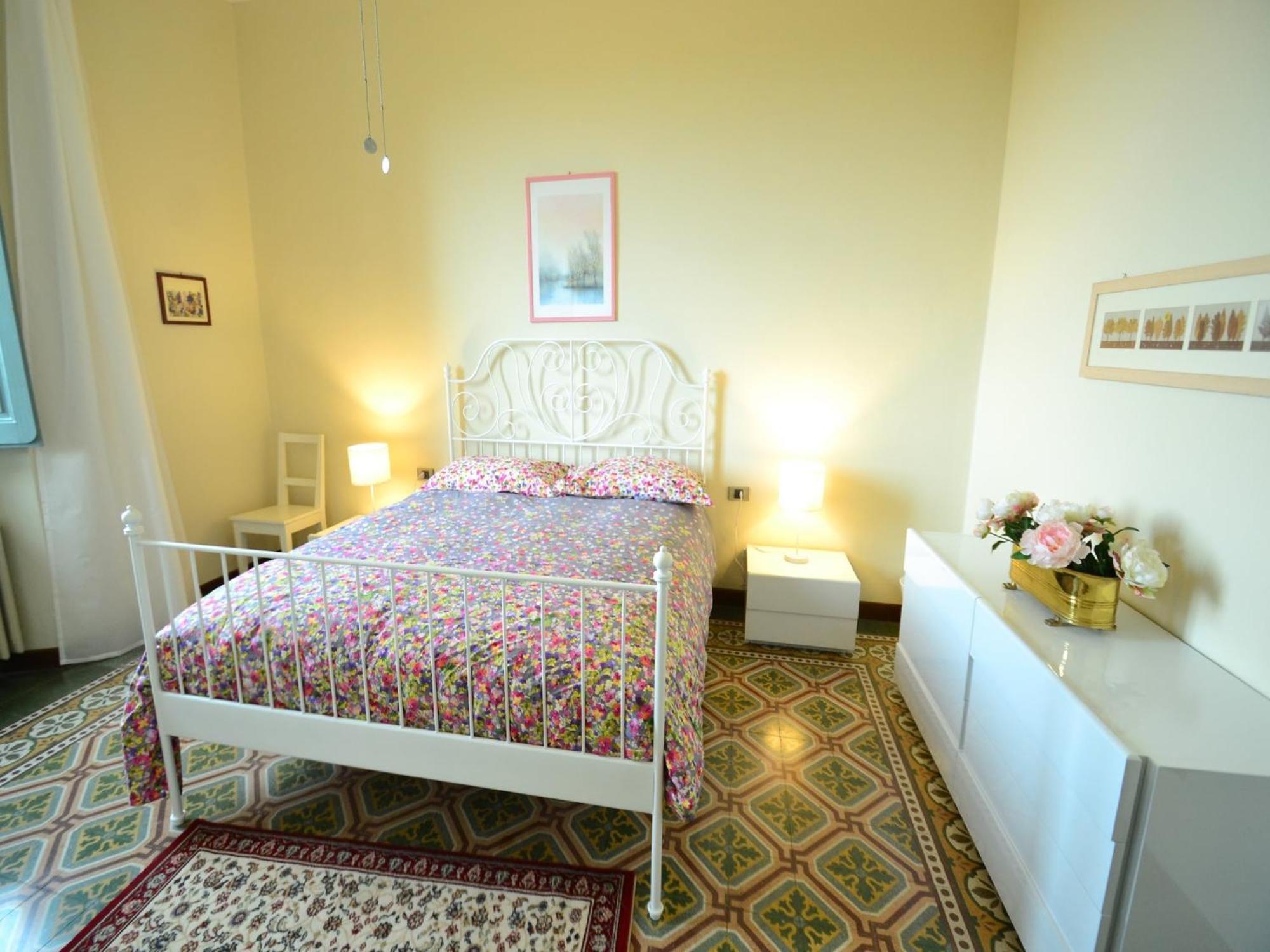 Lovely Holiday Home In Montefiridolfi With Hill View エクステリア 写真