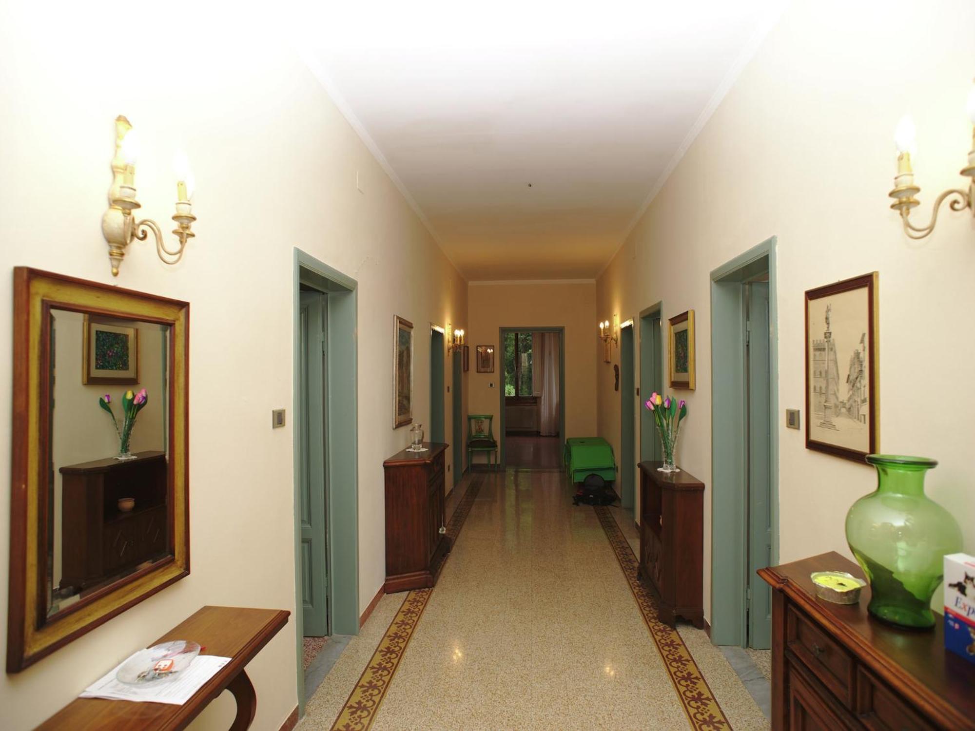 Lovely Holiday Home In Montefiridolfi With Hill View エクステリア 写真